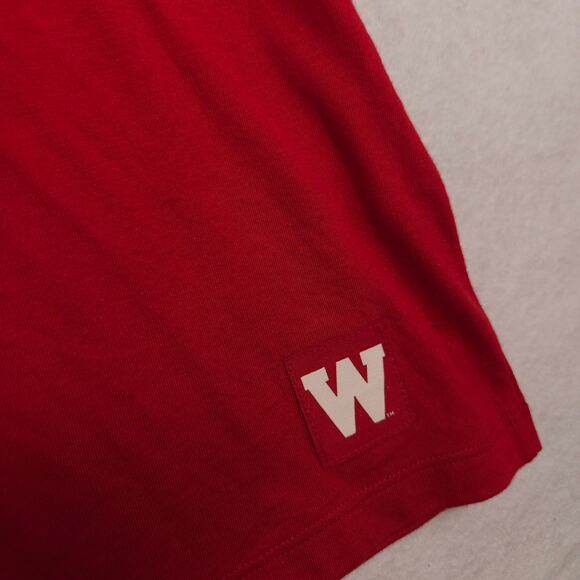Under Armour Wisconsin Badgers Short Sleeve T Shirt Womens Size Small S Red - Picture 5 of 10